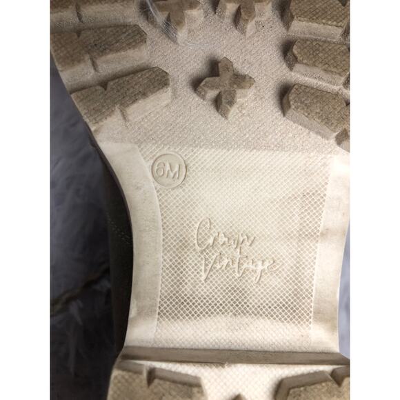 Crown Vintage Women’s Lace-up Boots 6M Faux Suede Upper Metal D Ring Lug Sole - Picture 9 of 10